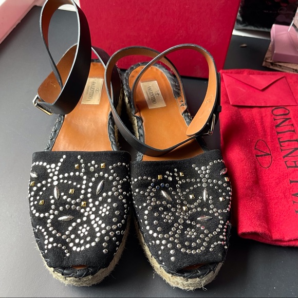Inbox! Authentic VALENTINO GARAVANI studded butterfly suede espadrilles 9 - Picture 6 of 17